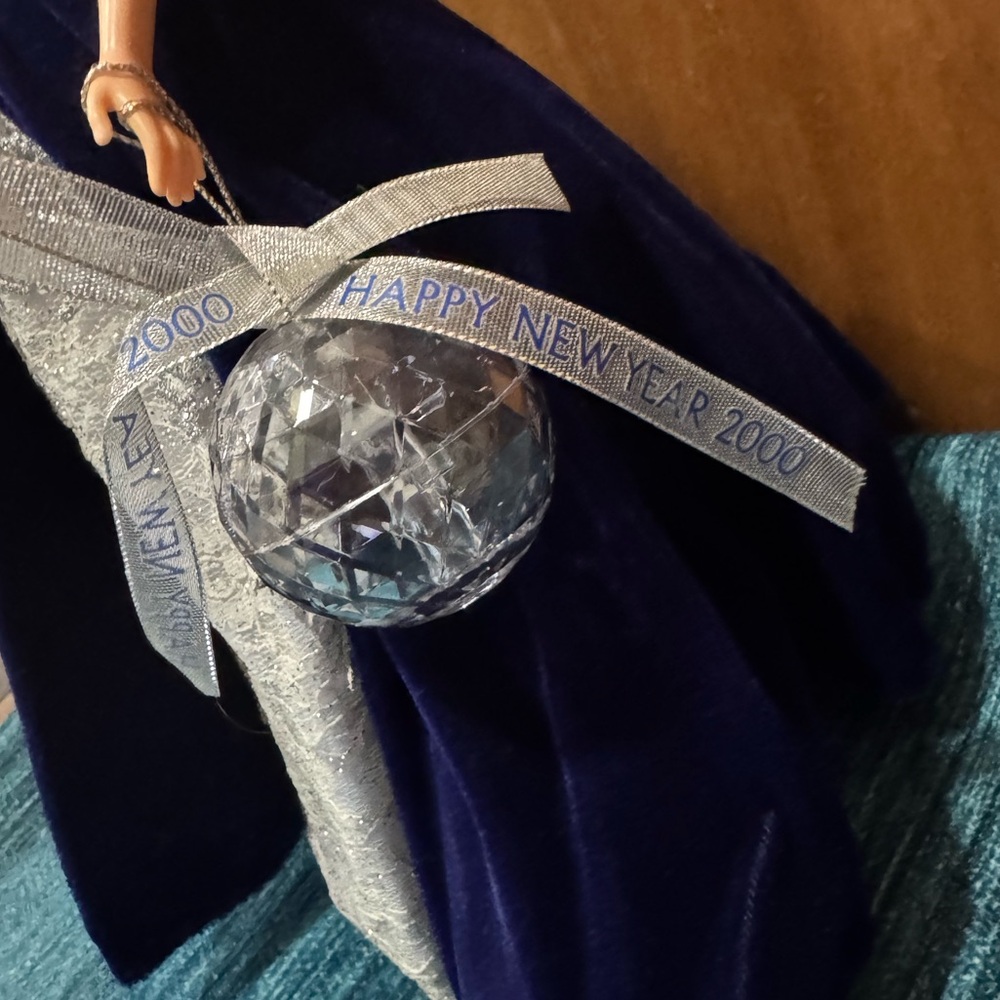 Millennium Princess Barbie Doll - Picture 3 of 6